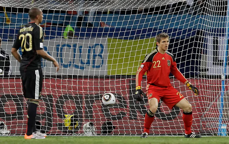 South-Africa-Soccer-WCup-Germany-Uruguay-WCUP185-jpg8039588379318311325