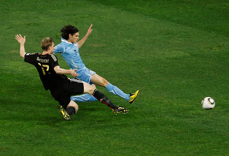 South-Africa-Soccer-WCup-Germany-Uruguay-WCUP142-jpg1371398280650325427