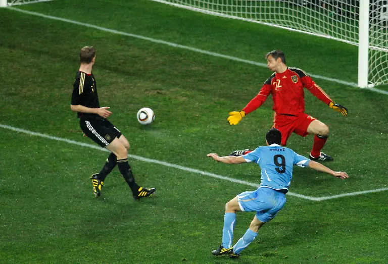 South-Africa-Soccer-WCup-Germany-Uruguay-WCUP160-jpg8948824259636502766