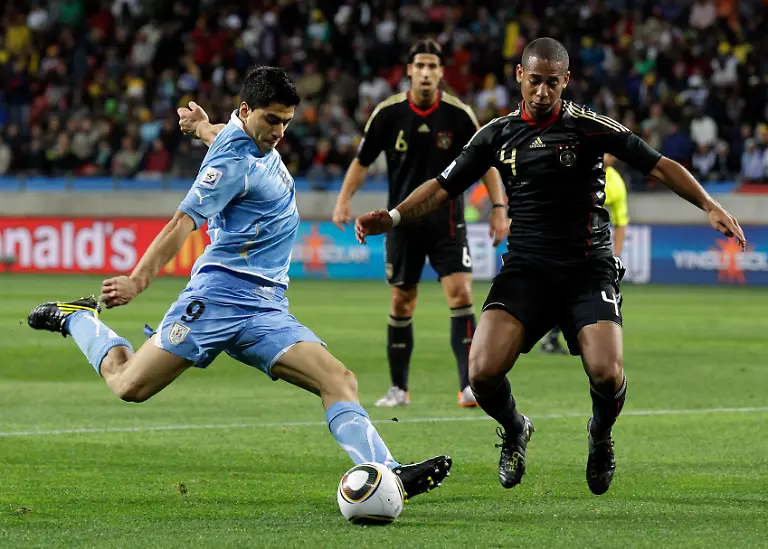 South-Africa-Soccer-WCup-Germany-Uruguay-WCUP143-jpg4830603010526960993