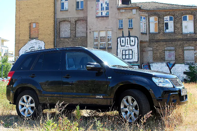Suzuki-Grand-Vitara-27-06-2010-15-18-16