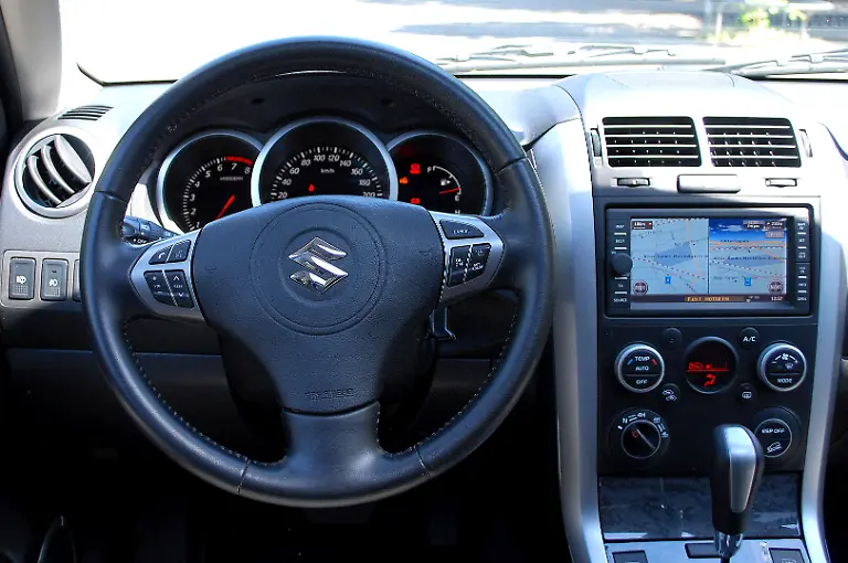 Suzuki-Grand-Vitara-27-06-2010-13-09-16