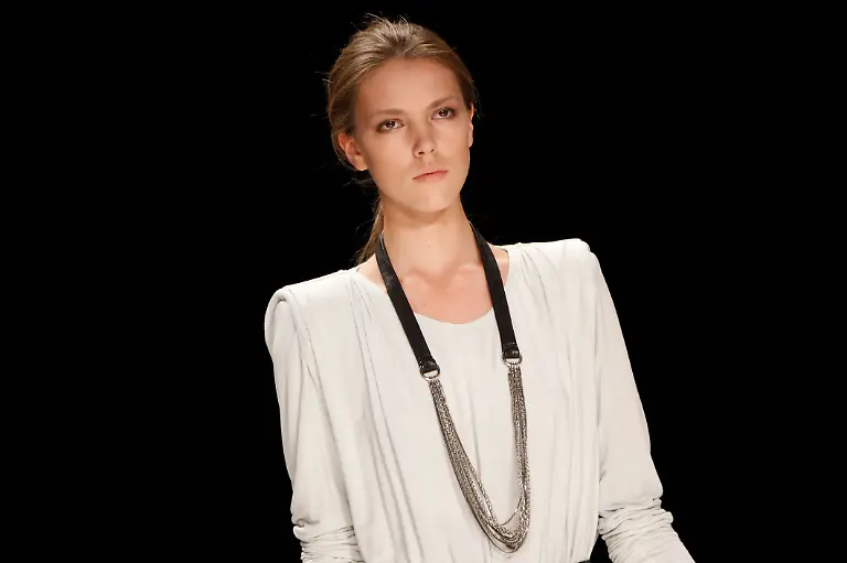 Germany-Fashion-MSC160-jpg3214775353443058339