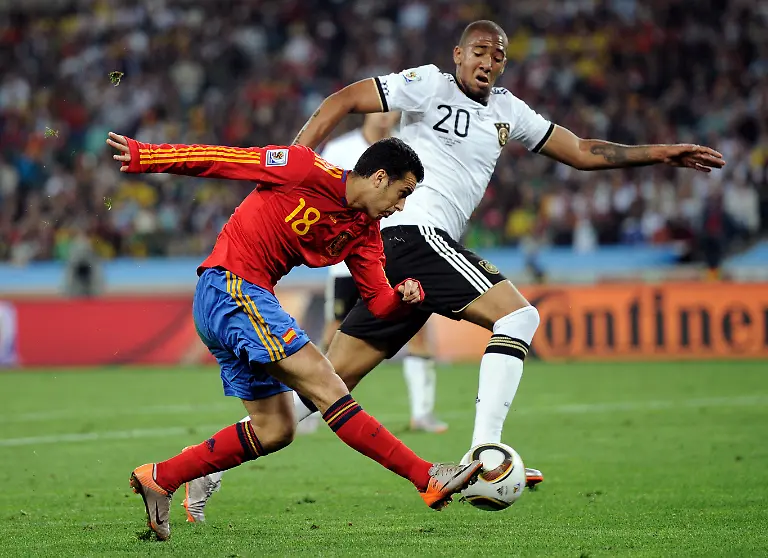 South-Africa-Soccer-WCup-Germany-Spain-WCUP221-jpg532676429774167237