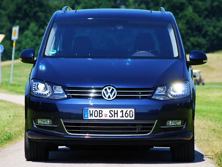 VW-Sharan-2010-07-04-13-32-48-1