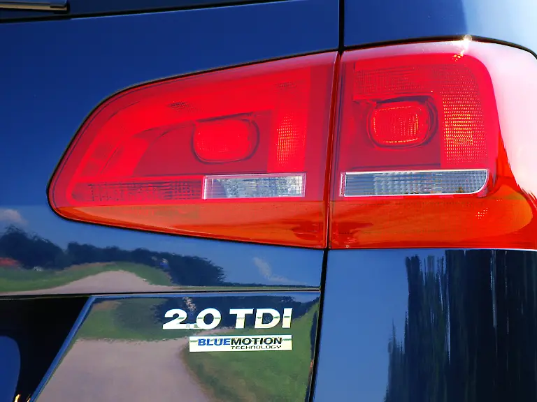 VW-Sharan-2010-07-04-13-32-46-1