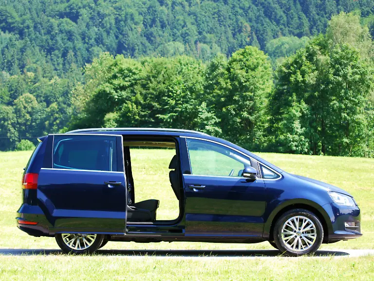 VW-Sharan-2010-07-04-13-32-43-2