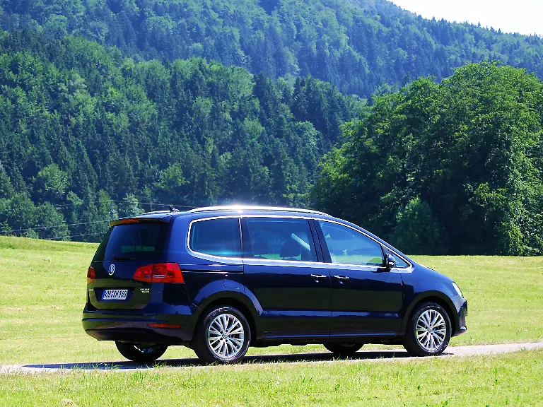 VW-Sharan-2010-07-04-13-32-42-2