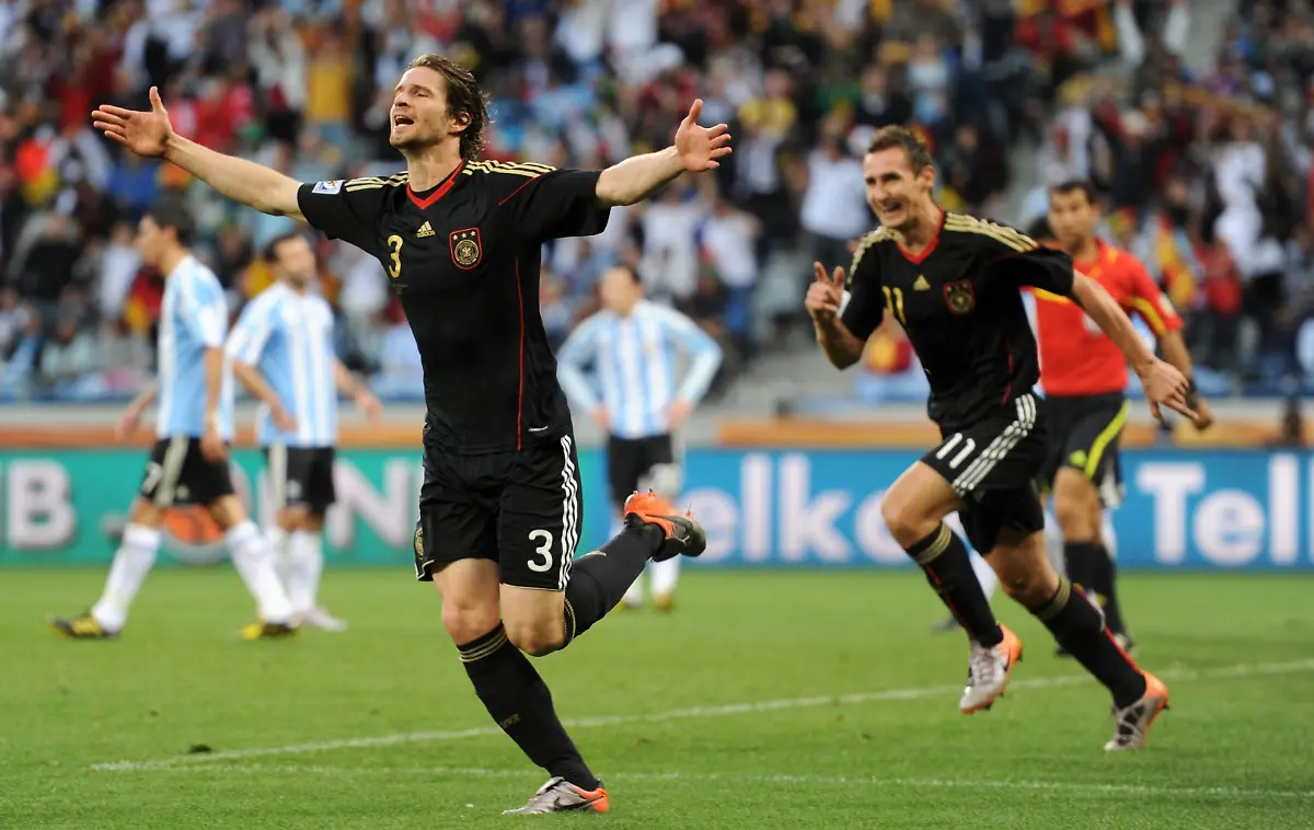 2rxv0438-jpg1748675795959905205