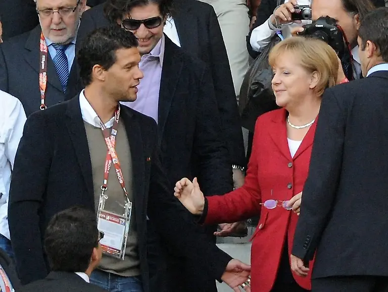 2rxt1953-jpg6682653859359703971