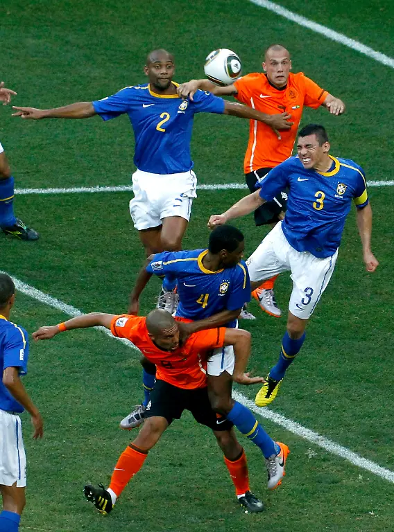 2010-07-02T144332Z-01-WCP369-RTRMDNP-3-SOCCER-WORLD-JPG2139379659316195968
