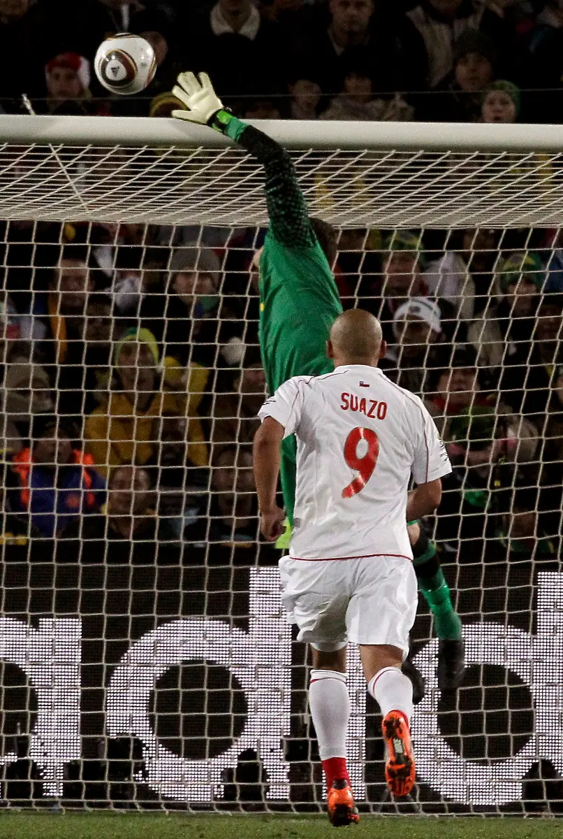 2010-06-28T200157Z-01-WCB464-RTRMDNP-3-SOCCER-WORLD-JPG146343837915581716