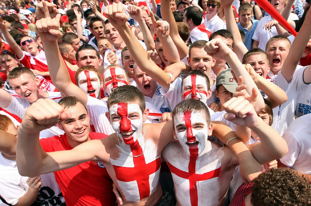 Britain-WCup-England-Germany-Soccer-NSH109-jpg1414197398611615860