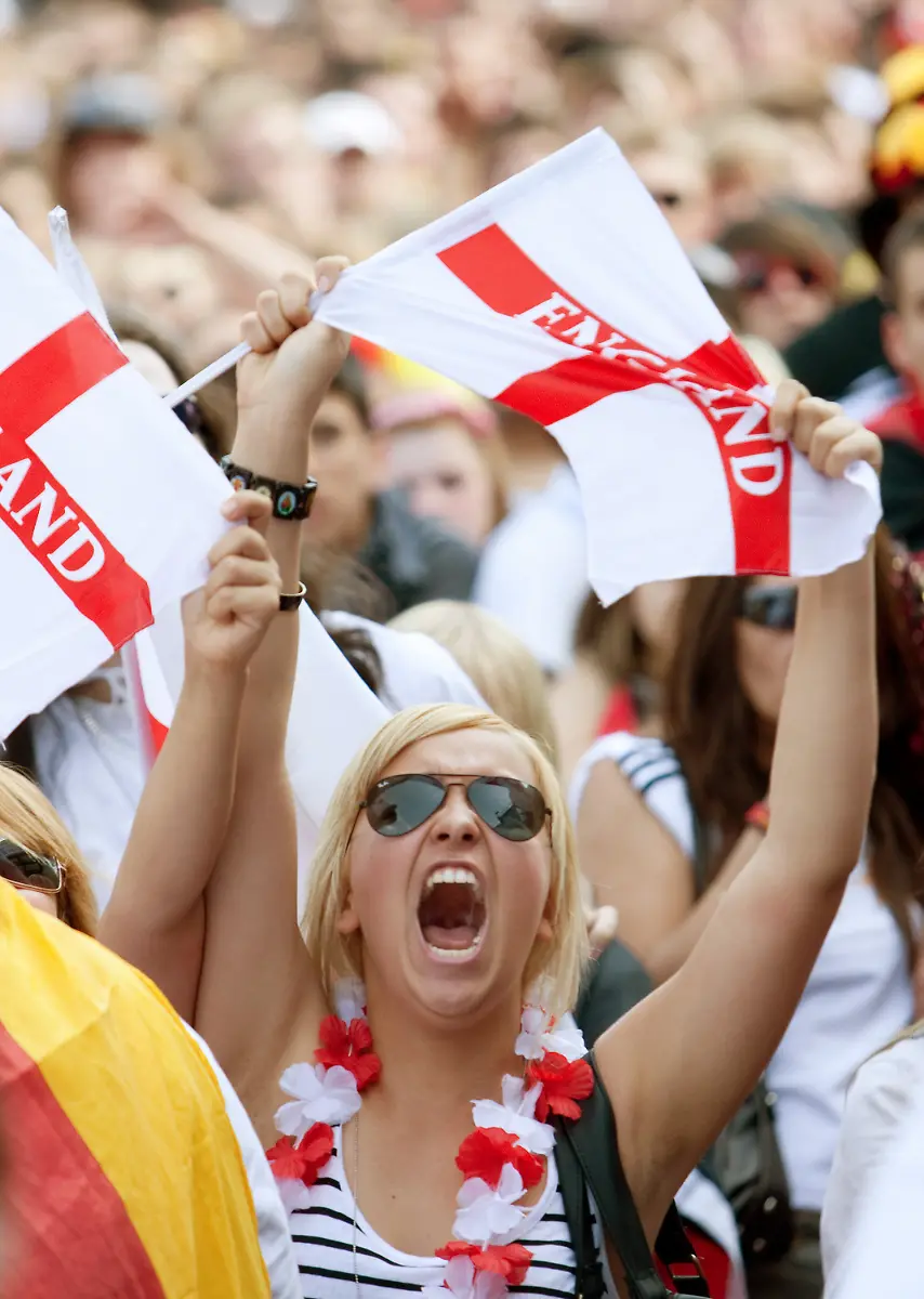 2rt52018-jpg2723756992984694245