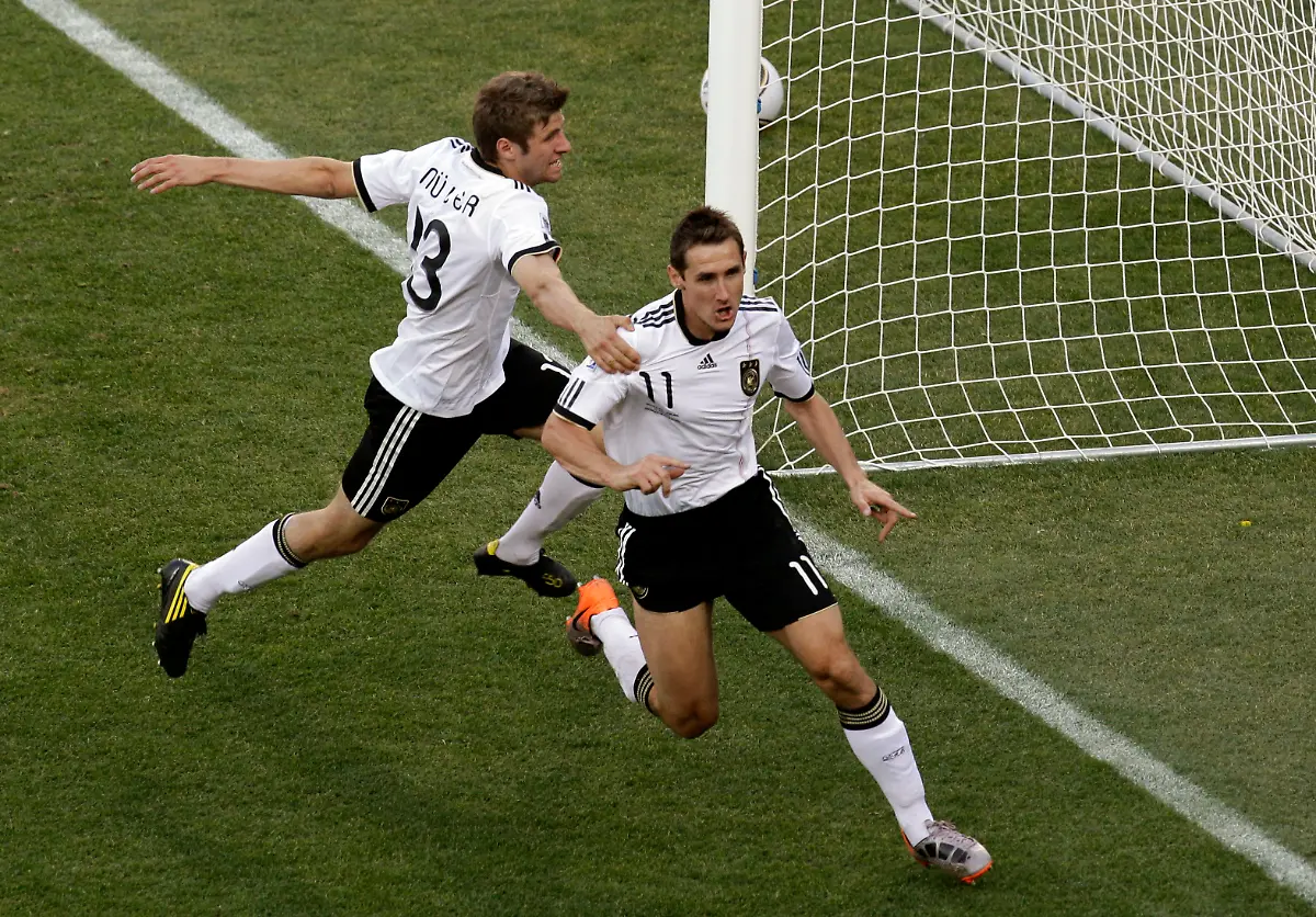 South-Africa-Soccer-WCup-Germany-England-WCUP171-jpg6269853532863268787