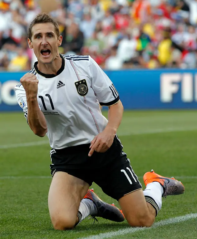 South-Africa-Soccer-WCup-Germany-England-WCUP196-jpg7978581347397282891