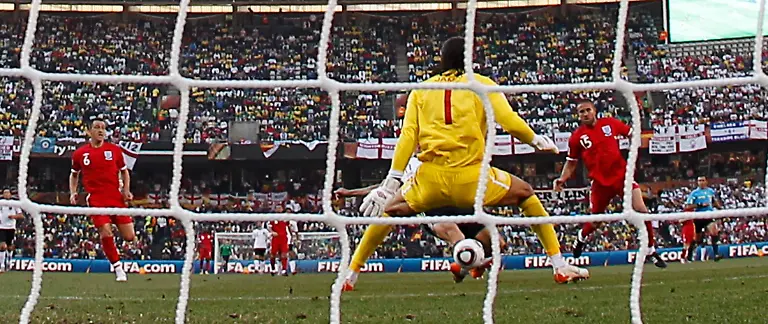 2010-06-27T144230Z-01-WCA148-RTRMDNP-3-SOCCER-WORLD-JPG8590465736320709844