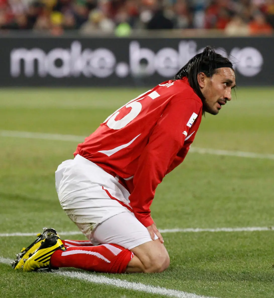 2010-06-25T201832Z-01-WCP718-RTRMDNP-3-SOCCER-WORLD-JPG589469653830054753