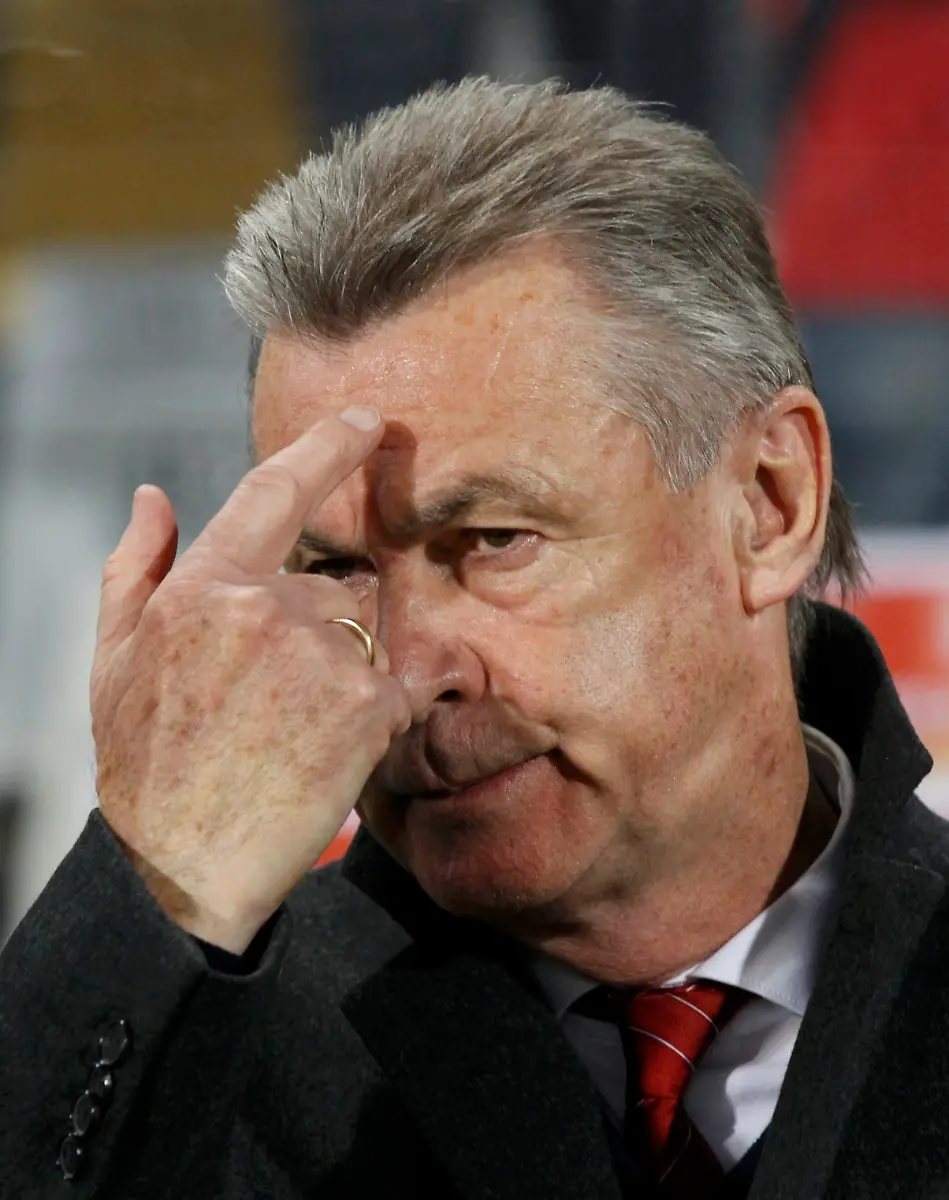 2010-06-25T183721Z-01-WCP698-RTRMDNP-3-SOCCER-WORLD-JPG6964365281772840158