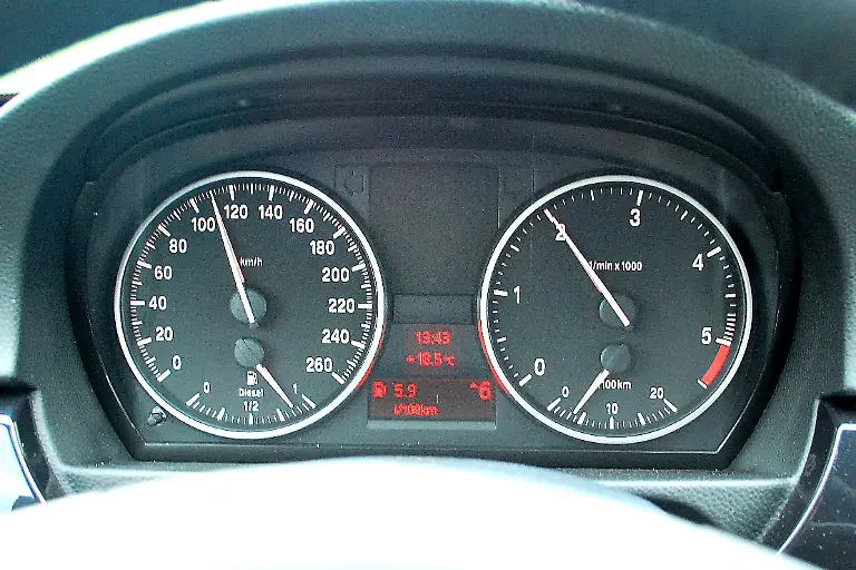 BMW-320d-ED-24-05-2010-13-55-20