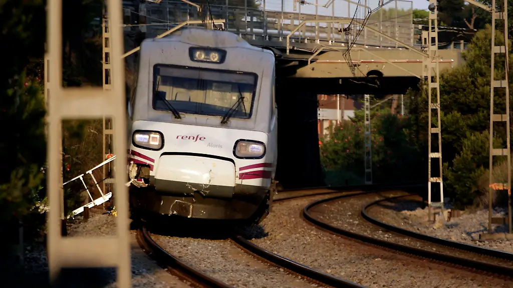 2rqx3206-jpg2035335084200857879