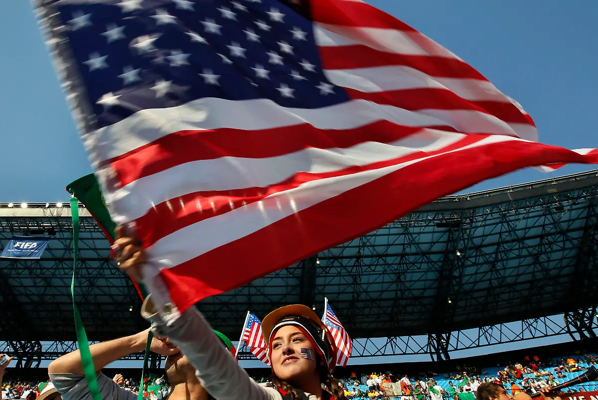 South-Africa-Soccer-WCup-US-Algeria-WCUP138-jpg5273889242526223230