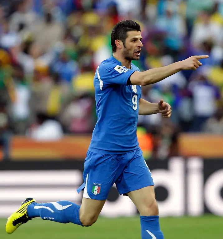 South-Africa-Soccer-WCup-Italy-New-Zealand-WCUP204-jpg7674109228620093998