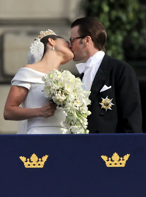 2rnu5725-jpg3864640192962602360