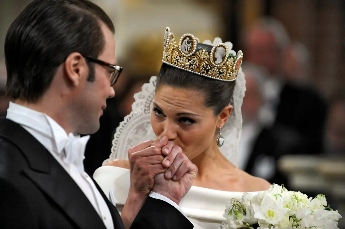 2rns3528-jpg1413741284267022325