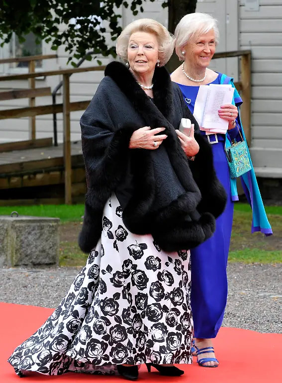 Sweden-Royal-Wedding-LON858-jpg3482096669349248152