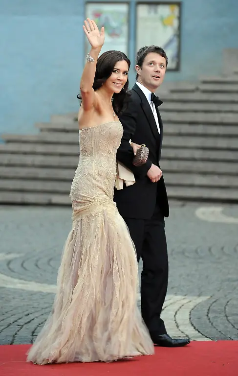 2rnk2442-jpg9097641137853257551