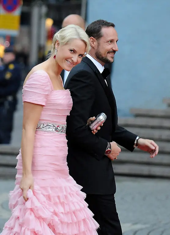 2rnk2609-jpg2470355664958971277