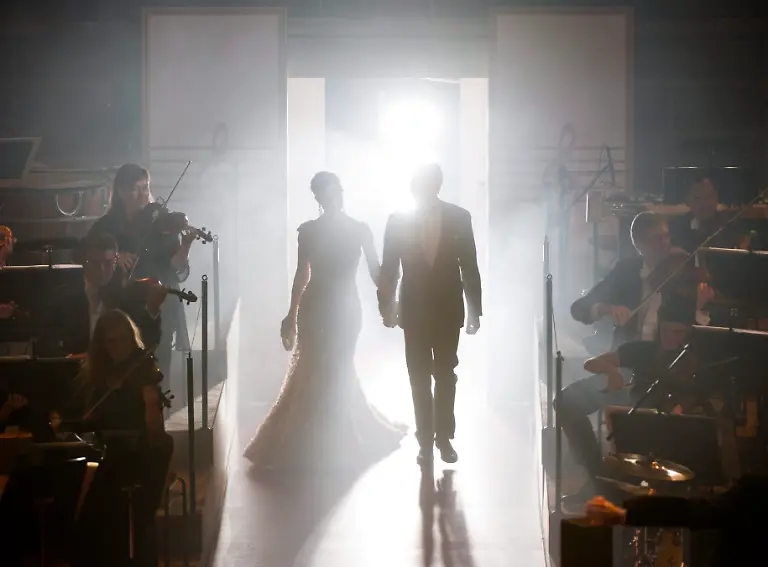 2rnk5932-jpg5182186414118275394