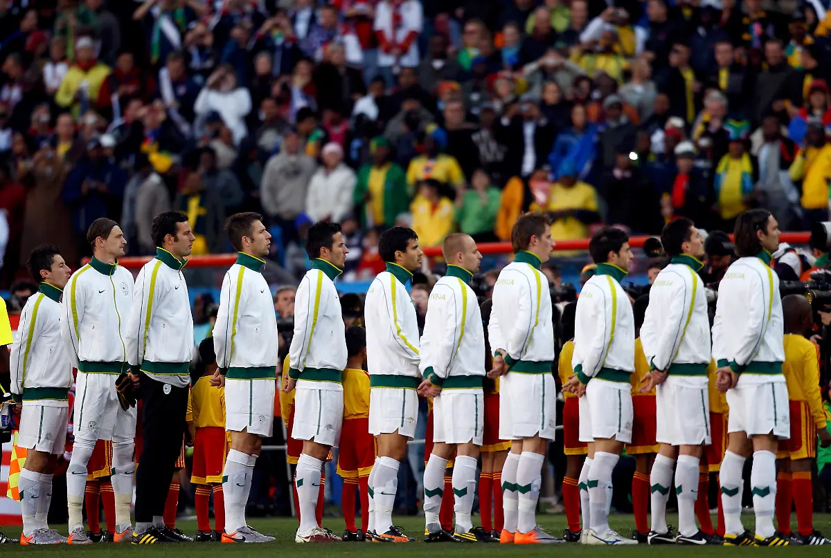 2010-06-18T140519Z-01-WCA275-RTRMDNP-3-SOCCER-WORLD-JPG1818453835376370177