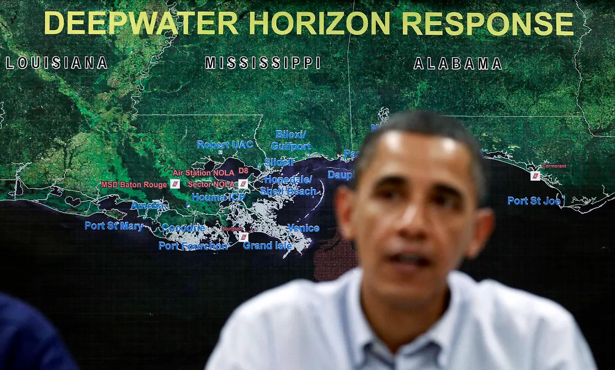 2010-06-14T173403Z-01-WHT815-RTRMDNP-3-OIL-SPILL-JPG8533432535999280443