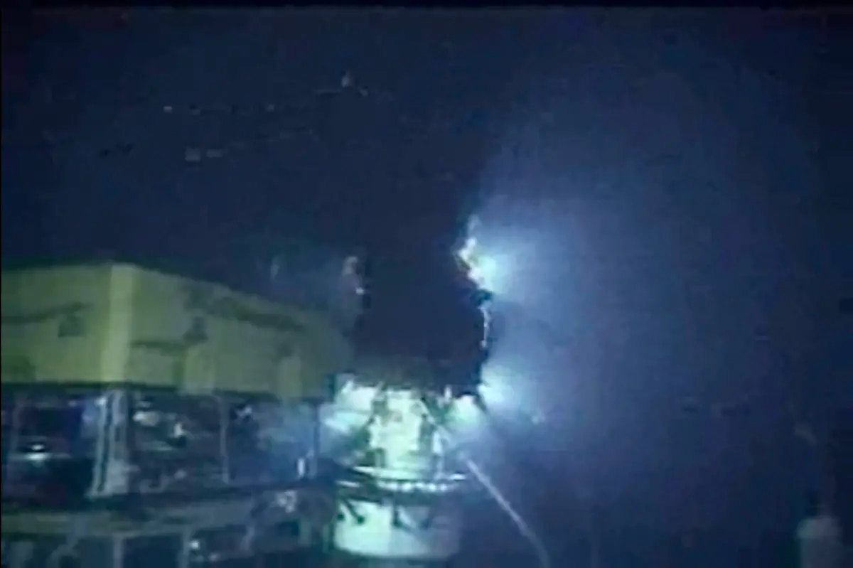 2010-06-17T220005Z-01-WAS02-RTRMDNP-3-OIL-SPILL-JPG4786845801947793989