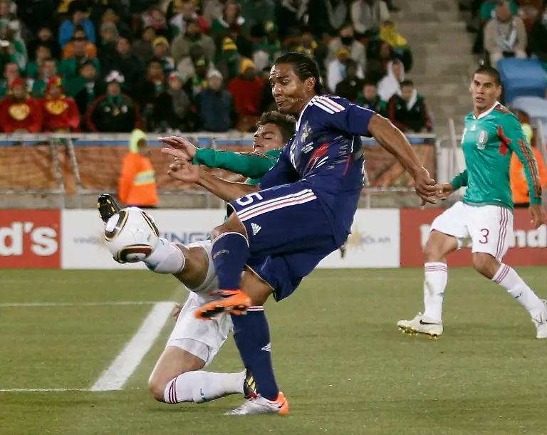 2010-06-17T192002Z-01-WCP665-RTRMDNP-3-SOCCER-WORLD-JPG926919495842725547