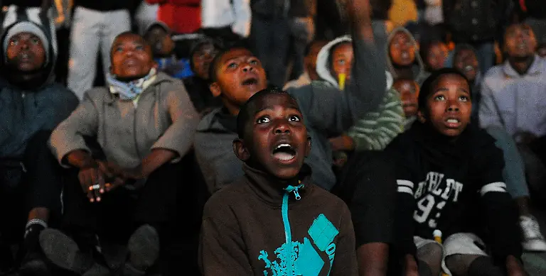 2rmc0320-jpg5668873774424027558