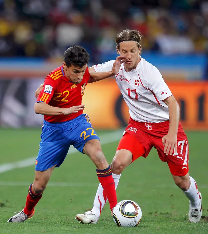 2010-06-16T154213Z-01-WCP319-RTRMDNP-3-SOCCER-WORLD-JPG6874717355394483307