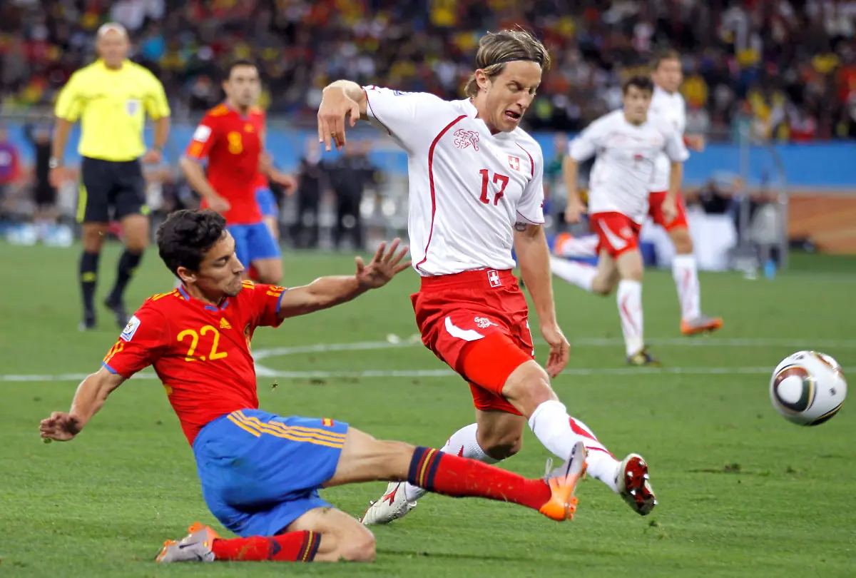 2010-06-16T153744Z-01-WCP316-RTRMDNP-3-SOCCER-WORLD-JPG388938777685393175