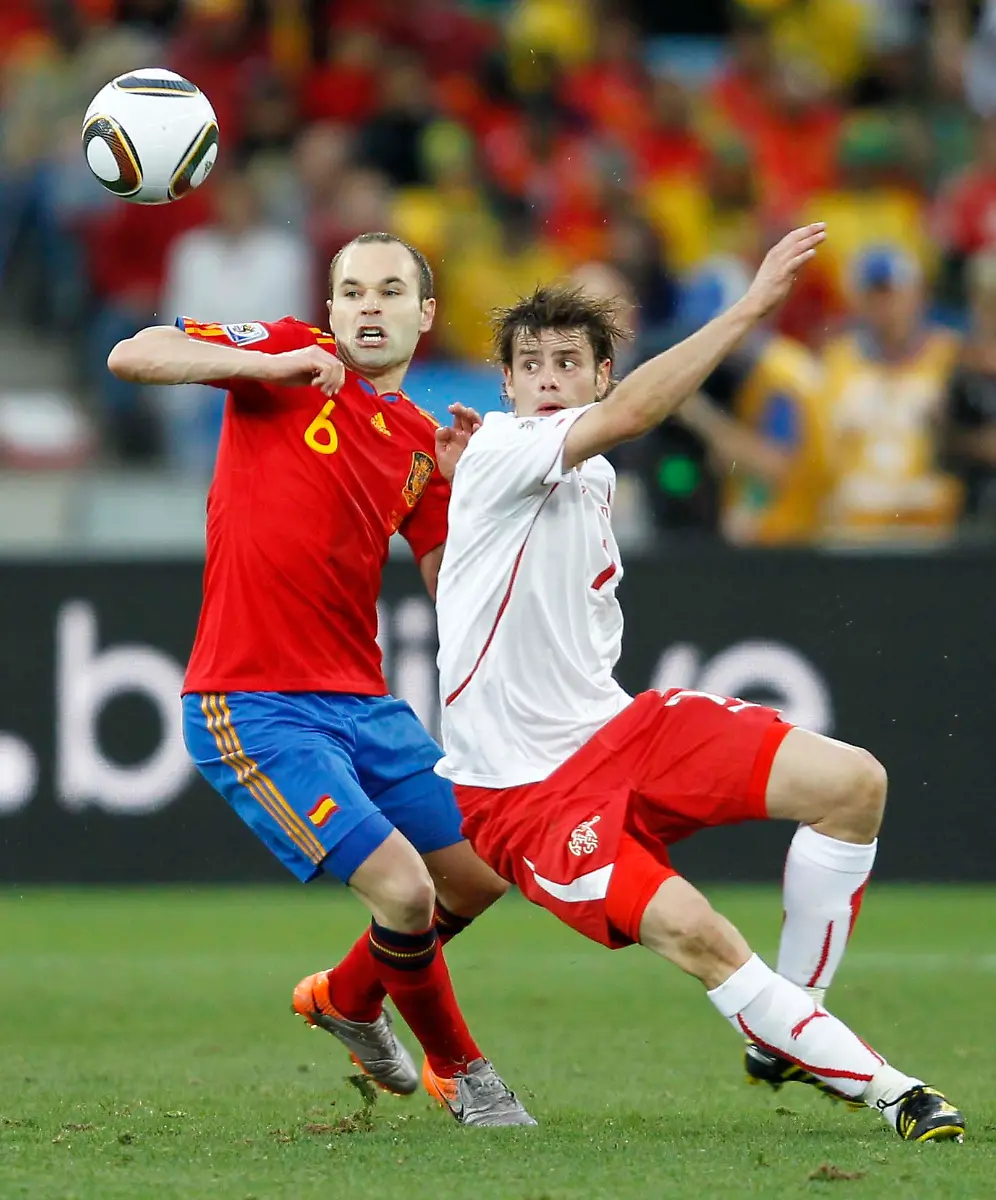 2010-06-16T144144Z-01-WCB118-RTRMDNP-3-SOCCER-WORLD-JPG8706716334633610049