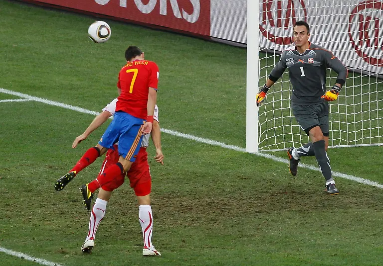 2010-06-16T144150Z-01-WCP545-RTRMDNP-3-SOCCER-WORLD-JPG6399469809916197883