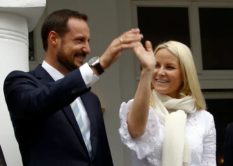 2010-06-12T152707Z-01-FAB12-RTRMDNP-3-GERMANY-JPG2428900230156738938