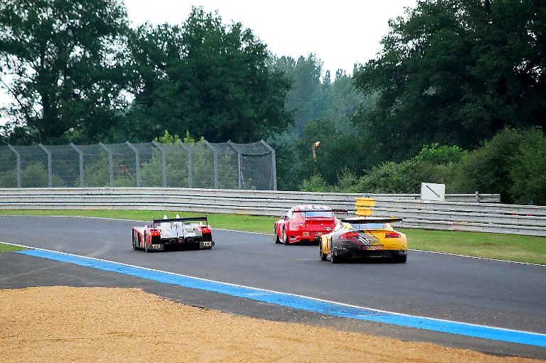 24h-Le-Mans-2010-12-06-2010-20-56-54