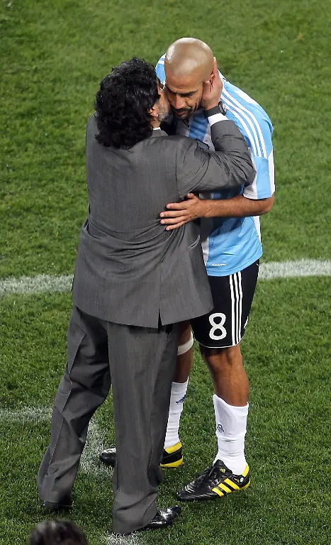 2rj70930-jpg7962496900953728687