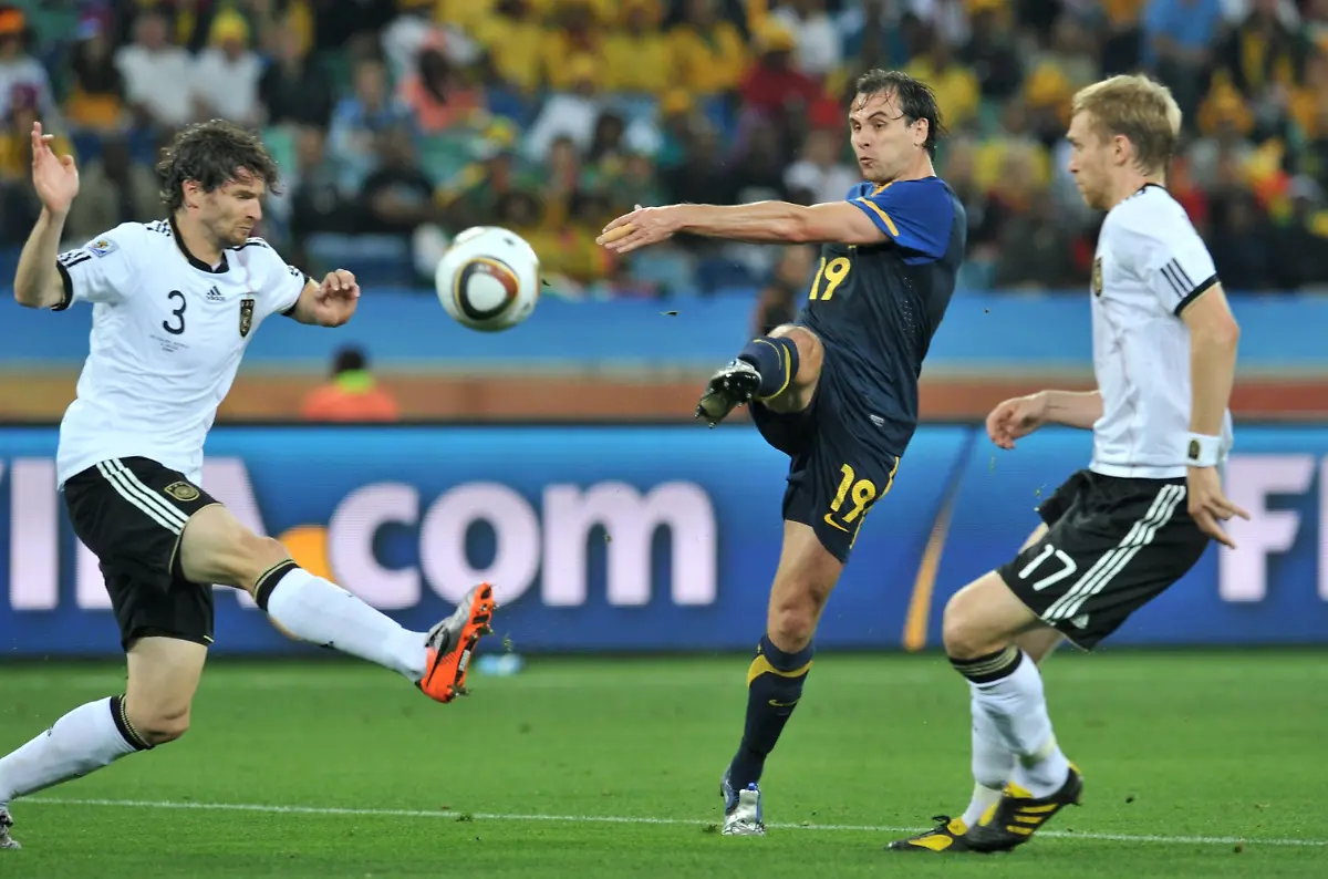 2rjw5941-jpg4974561856637460613