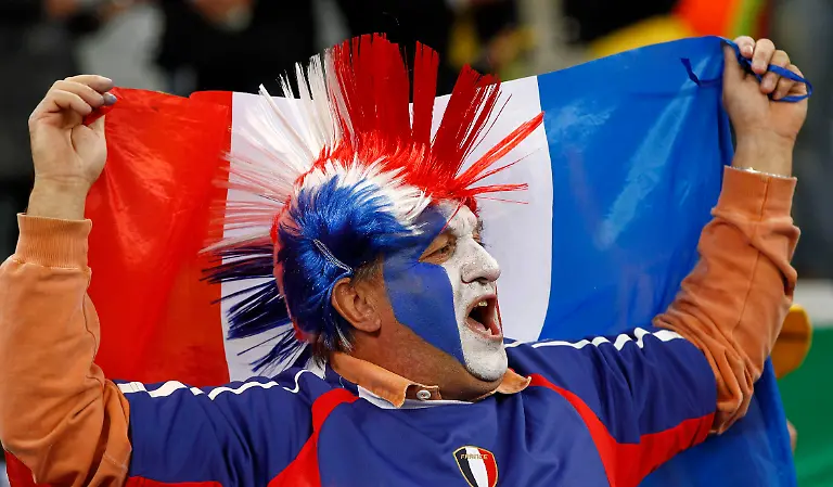 South-Africa-Soccer-WCup-Uruguay-France-WCUP224-jpg2374634105873454315