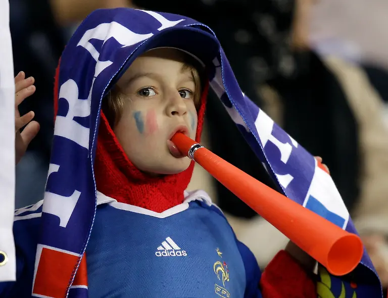 South-Africa-Soccer-WCup-Uruguay-France-WCUP226-jpg7341299960978475746