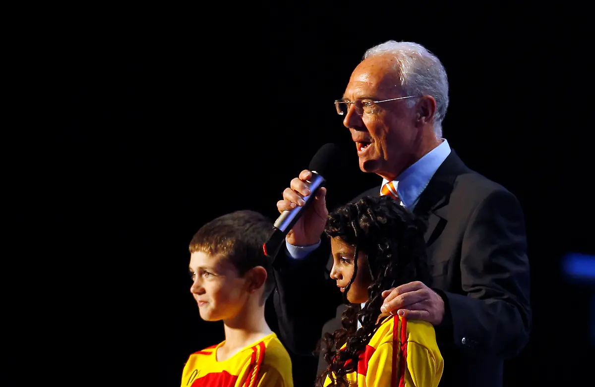 South-Africa-WCup-Soccer-Opening-Concert-BRO142-jpg6281007951140014151