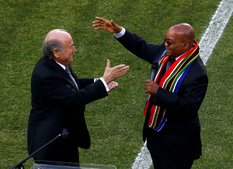 2010-06-11T135809Z-01-WCP412-RTRMDNP-3-SOCCER-WORLD-JPG5118845708914822188